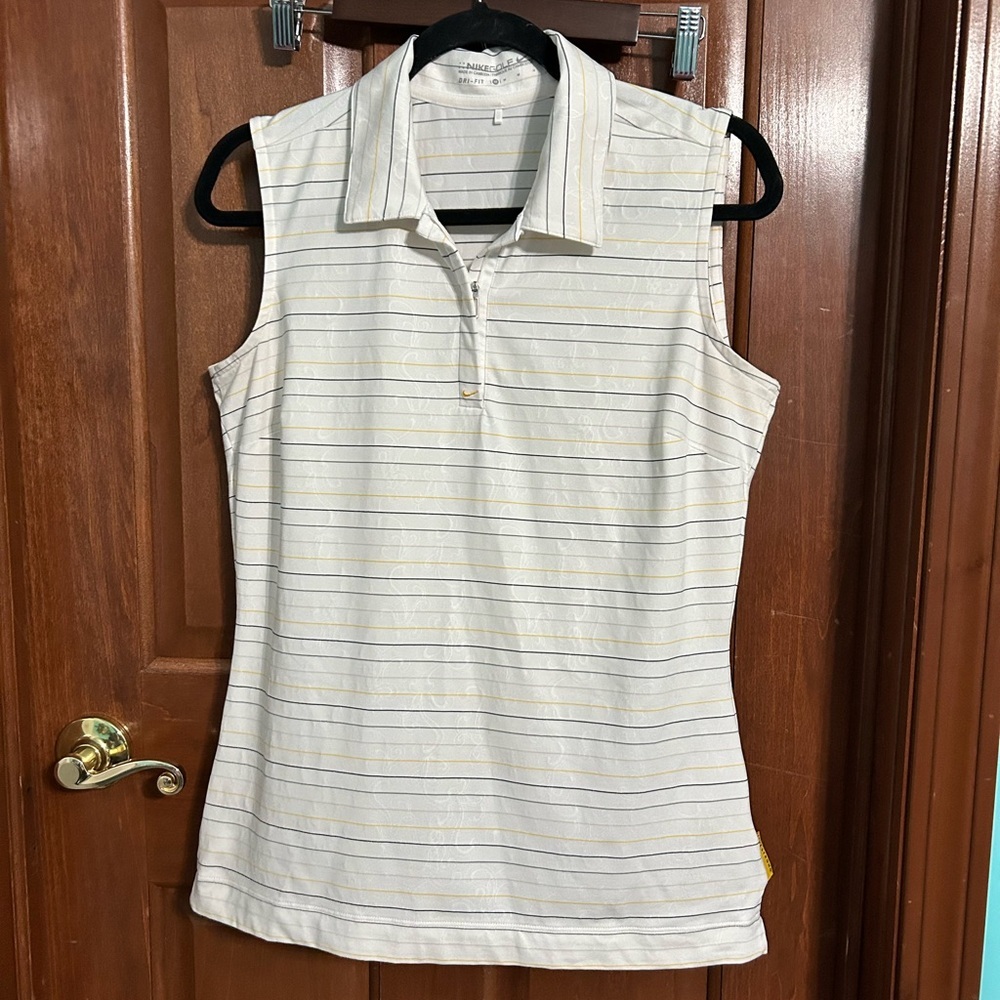 Nike Live Strong Women’s‎ Sleeveless Zip Polo Embossed Size Medium